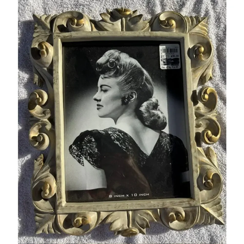 8 x 10 Frame Elaborate Vintage Style Distress Gold Leaf Ornate Floral Design NWT